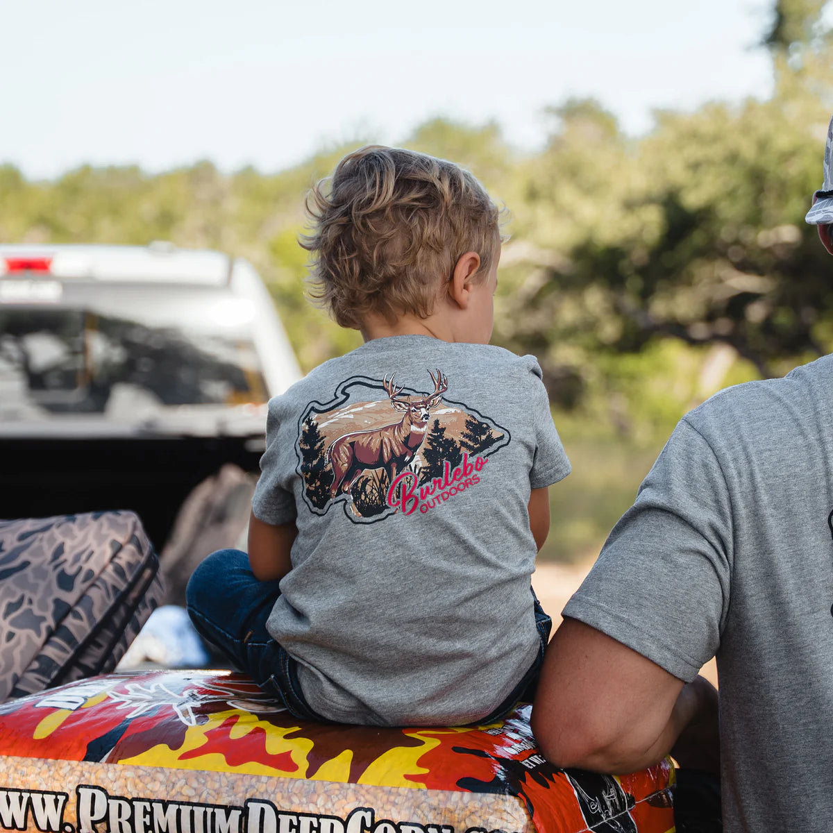 Hill Country Buck - Youth SS Tee - Dark Heather Grey
